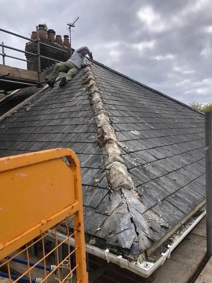 Slate roof ridge and chimney repair in Kingsteignton